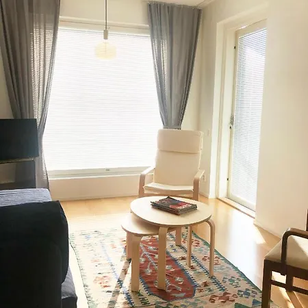 The Harbor Stop, Your Cozy 1-bedroom In Turku