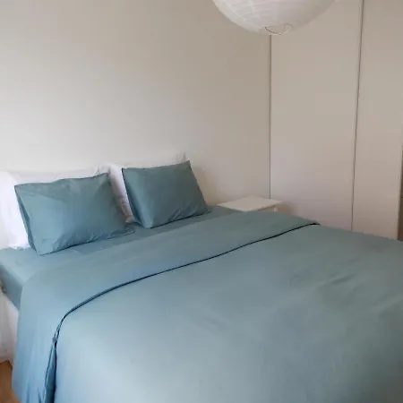 The Harbor Stop, Your Cozy 1-bedroom In Appartement Turku