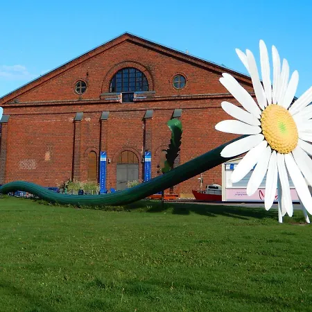 The Harbor Stop, Your Cozy 1-bedroom In * Turku